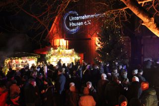 Impression vom 2. Häusner Weihnachtsmarkt 2017, Foto: Unternehmerkreis Hausen